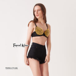 Fashion bra with rhinestone studs and stretchable back for free-size fit. ขายส่งเสื้อผ้าประตูน้ำ