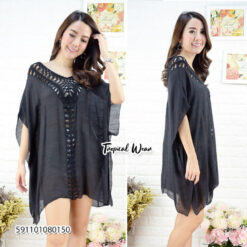 Free-size crochet kaftan for women, perfect for beachwear and summer fashion. เสื้อคลุมชายหาดพร้อมส่ง