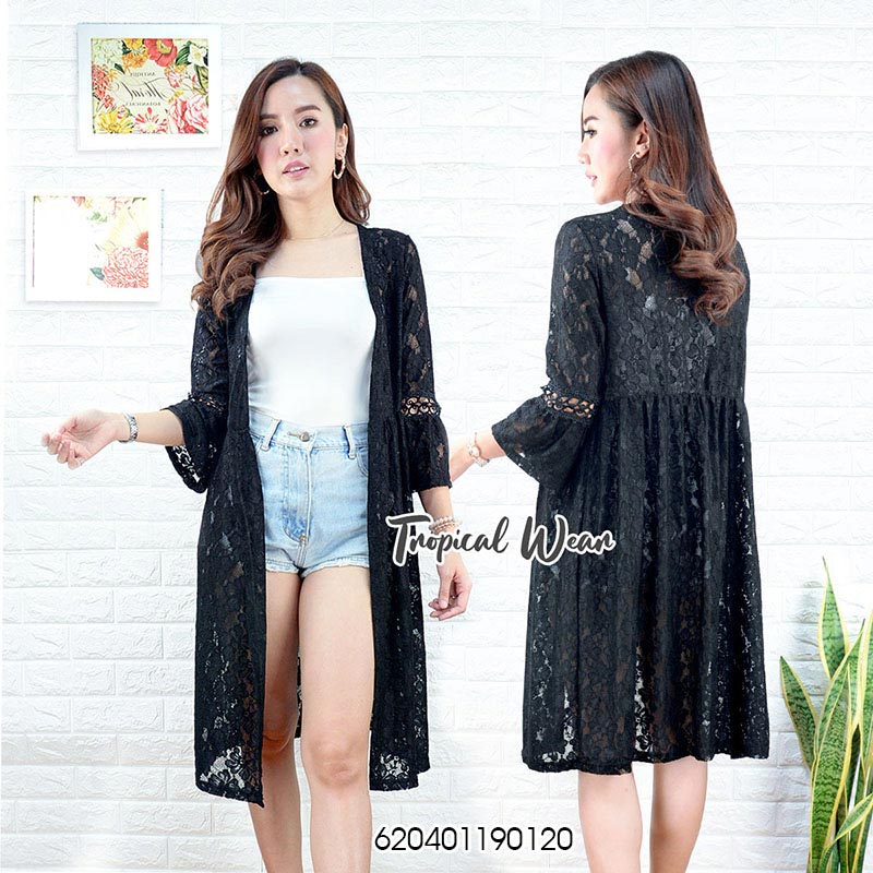 เสื้อคลุมตัวยาวผ้าลูกไม้แขนระบายสไตล์มินิมัล