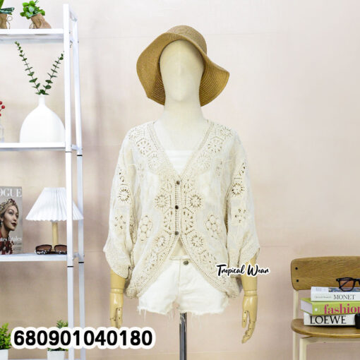เสื้อคลุมทรงค้างคาว ปักลายดอกไม้ – 680901040180 - Image 2