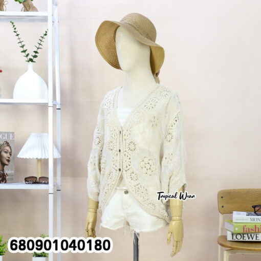 เสื้อคลุมทรงค้างคาว ปักลายดอกไม้ – 680901040180 - Image 4
