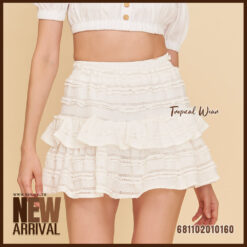 Free-size women’s layered ruffle mini skirt with soft, flowy tiers.