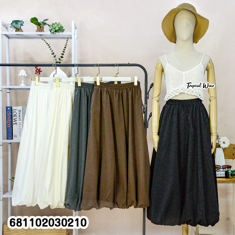 Relaxed Minimal Long Skirt - กระโปรงยาวมินิมอล ใส่สบาย 681102030210