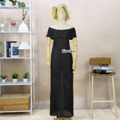 Boho knit maxi dress with relaxed silhouette and summer-ready texture.