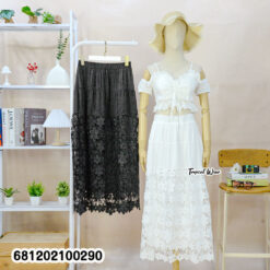 Elegant Lace Hem Maxi Skirt กระโปรงยาวชายลูกไม้ ลุคเรียบหรู-681202100290
