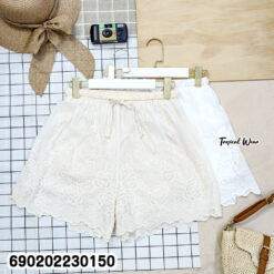 Elegant Floral Lace Shorts กางเกงขาสั้นลายดอกไม้แต่งลูกไม้ - 690202230150