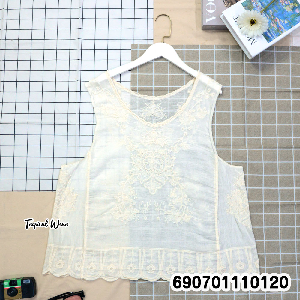 Floral Embroidered Sheer Sleeveless Top เสื้อแขนกุด ผ้าโปร่งปักลายดอกไม้ - 690701110120 - Image 4