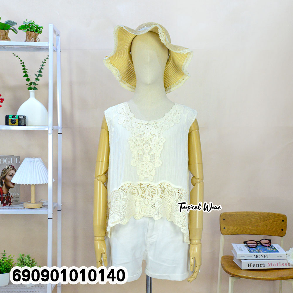 Beach Lace Trim Sleeveless Top เสื้อแขนกุดแต่งลูกไม้ปัก ลุคเที่ยวทะเล - 690901010140 - Image 4